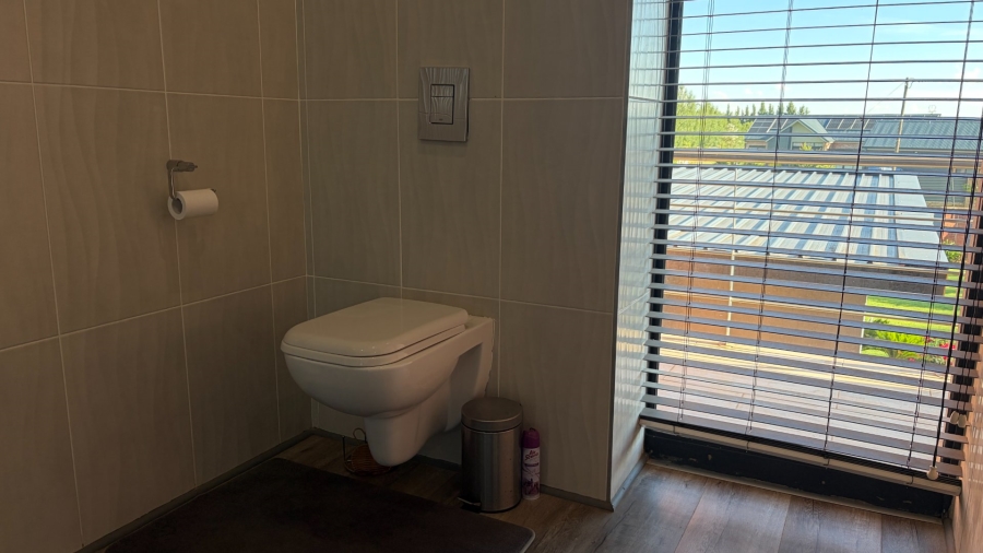 4 Bedroom Property for Sale in Grimbeeck Park North West